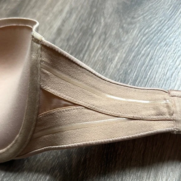 Felina Nude Strapless Bra - Picture 4 of 7